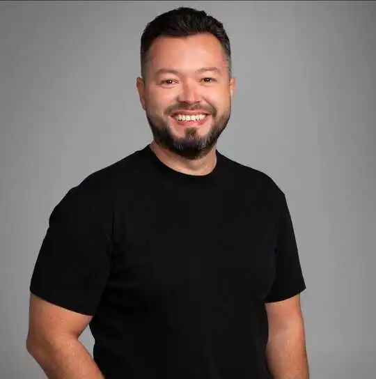 Luis Toro